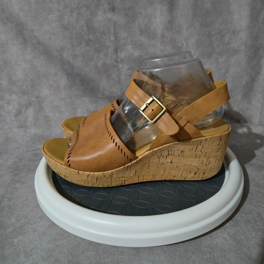 Korks Wedge Sandals Womens 9 Tan Leather Cork Platform Q41806 Whipstitch Boho